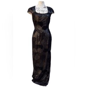 VINTAGE GOWN Black
SILK Glass Beaded Embroidered ---Hand Embrioded Long Goin